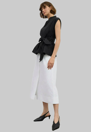 Black V-Neck Belted Blouse – One Size